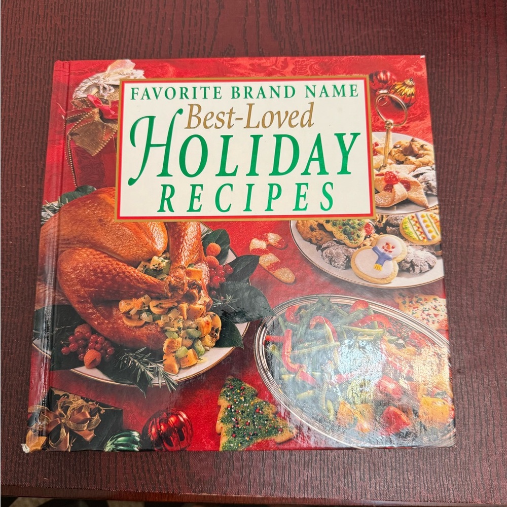 Favorite Brand Name Best-Loved Holiday Recipes Cookbook